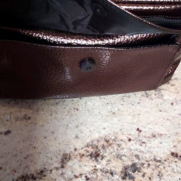 NEW-🤎 Bare Escentuals Makeup/Cosmetics Bag.  Color-Bronze Matalic - Picture 8 of 11